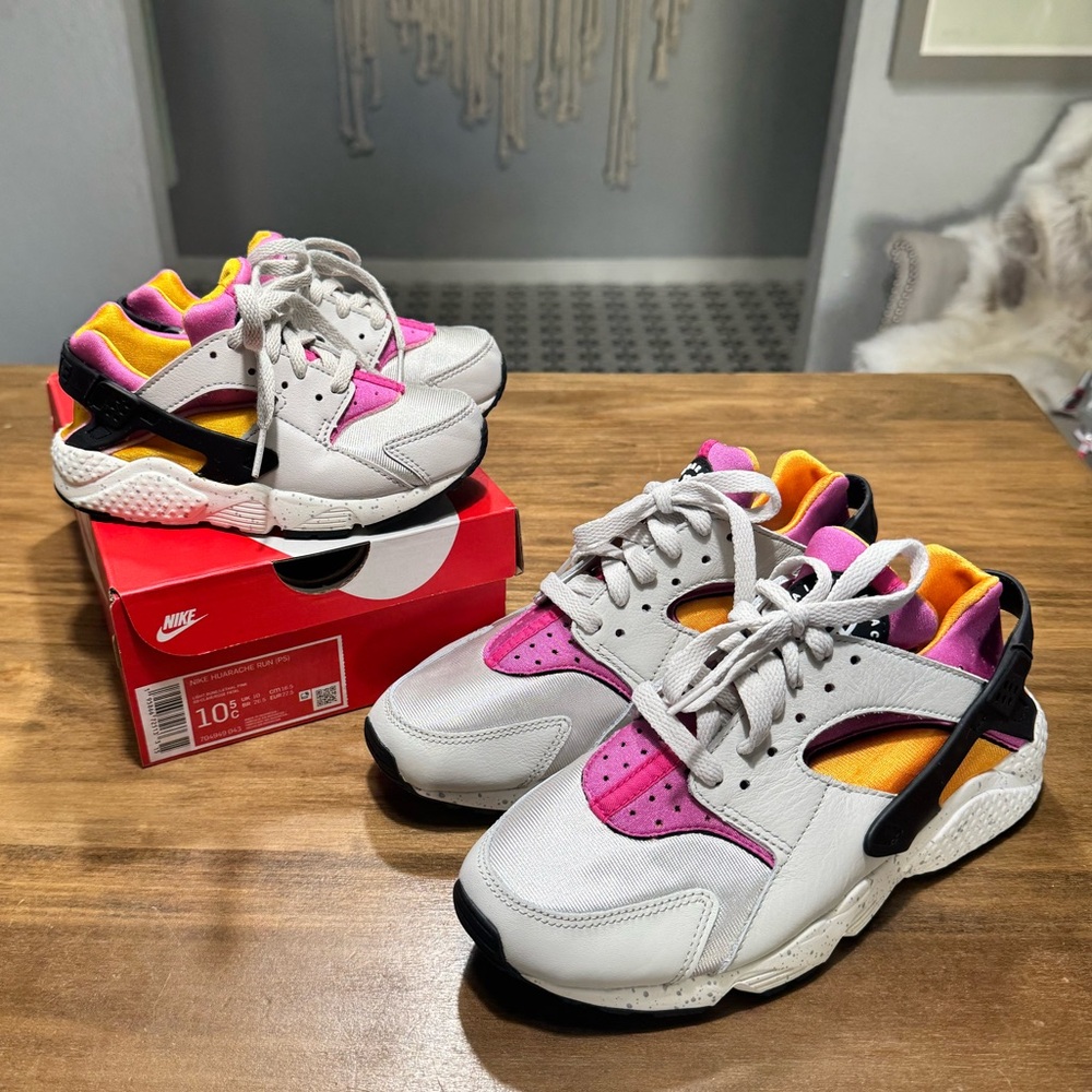 Mommy and Me Nike Air Huarache sizes: M6 W7.5 | Little kids - 10 5C